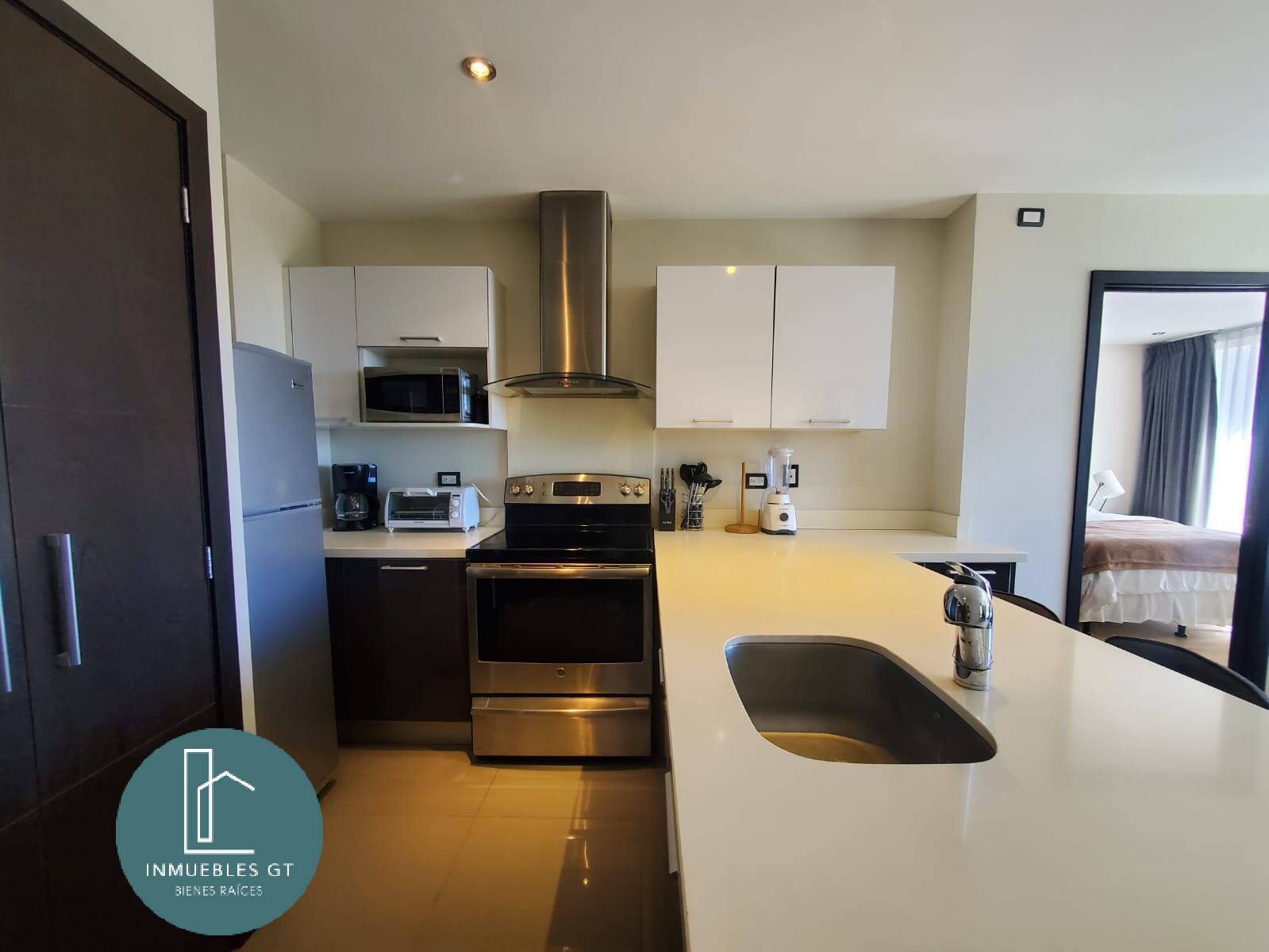Apartamento en RENTA, Amueblado zona 15 - Miniatura 13