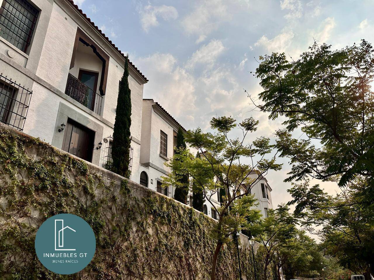 Casa en Renta zona 16 Ciudad Cayalá - Image 3